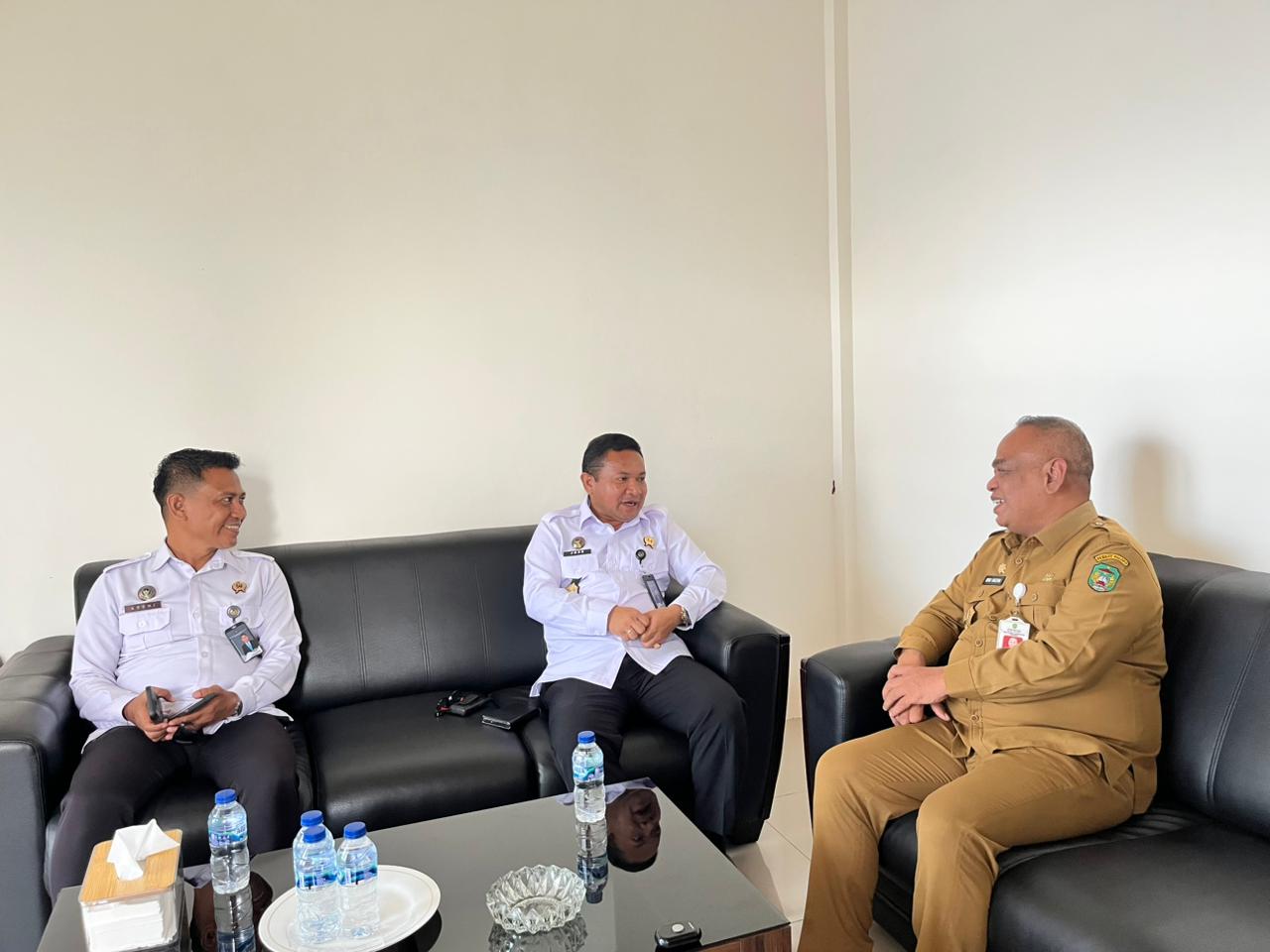 Mening ajinlarim bor Klimovskda arzon turmushga chiqqan qizlar